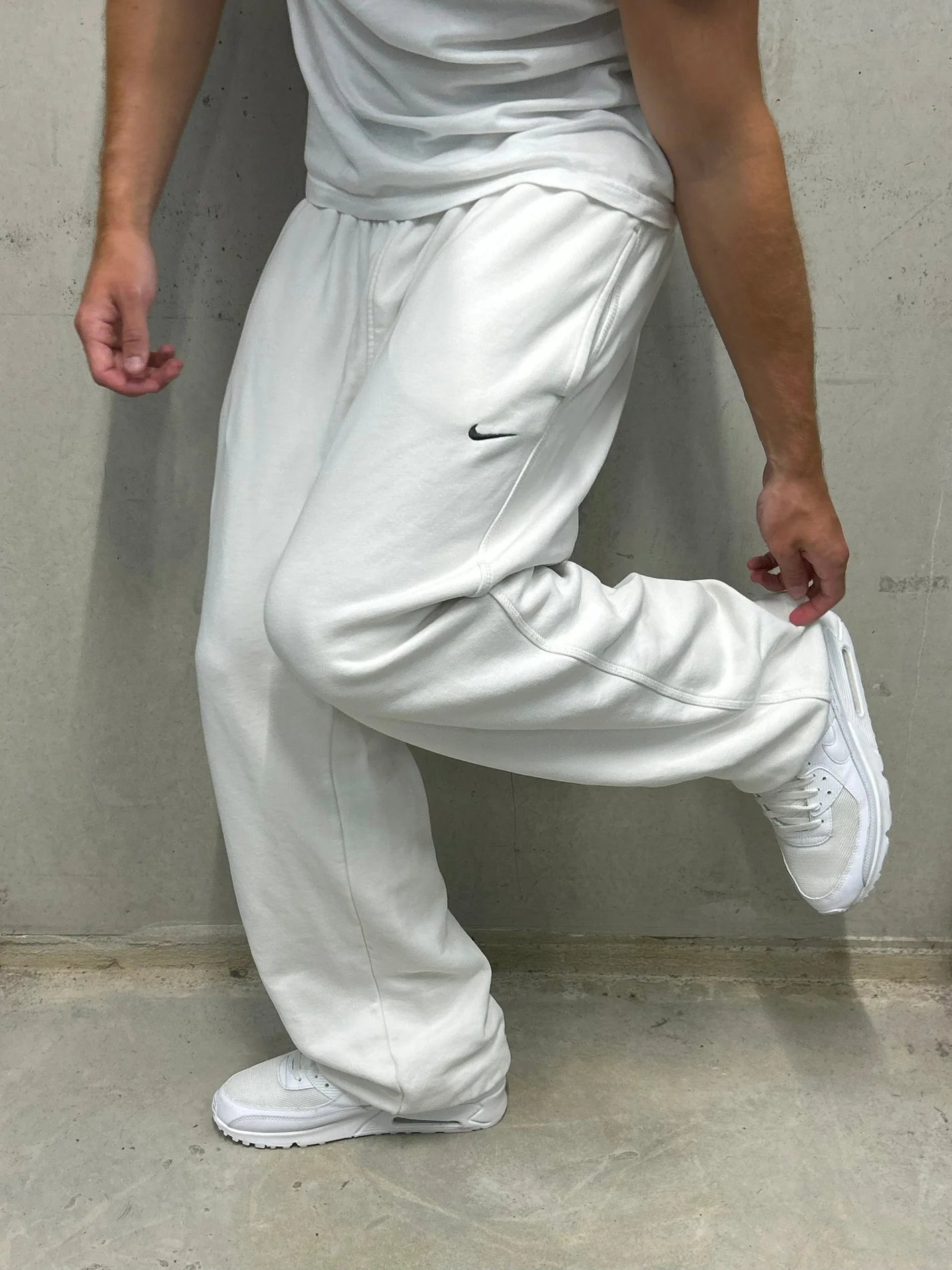 UNISEX BAGGY-SWEATPANTS