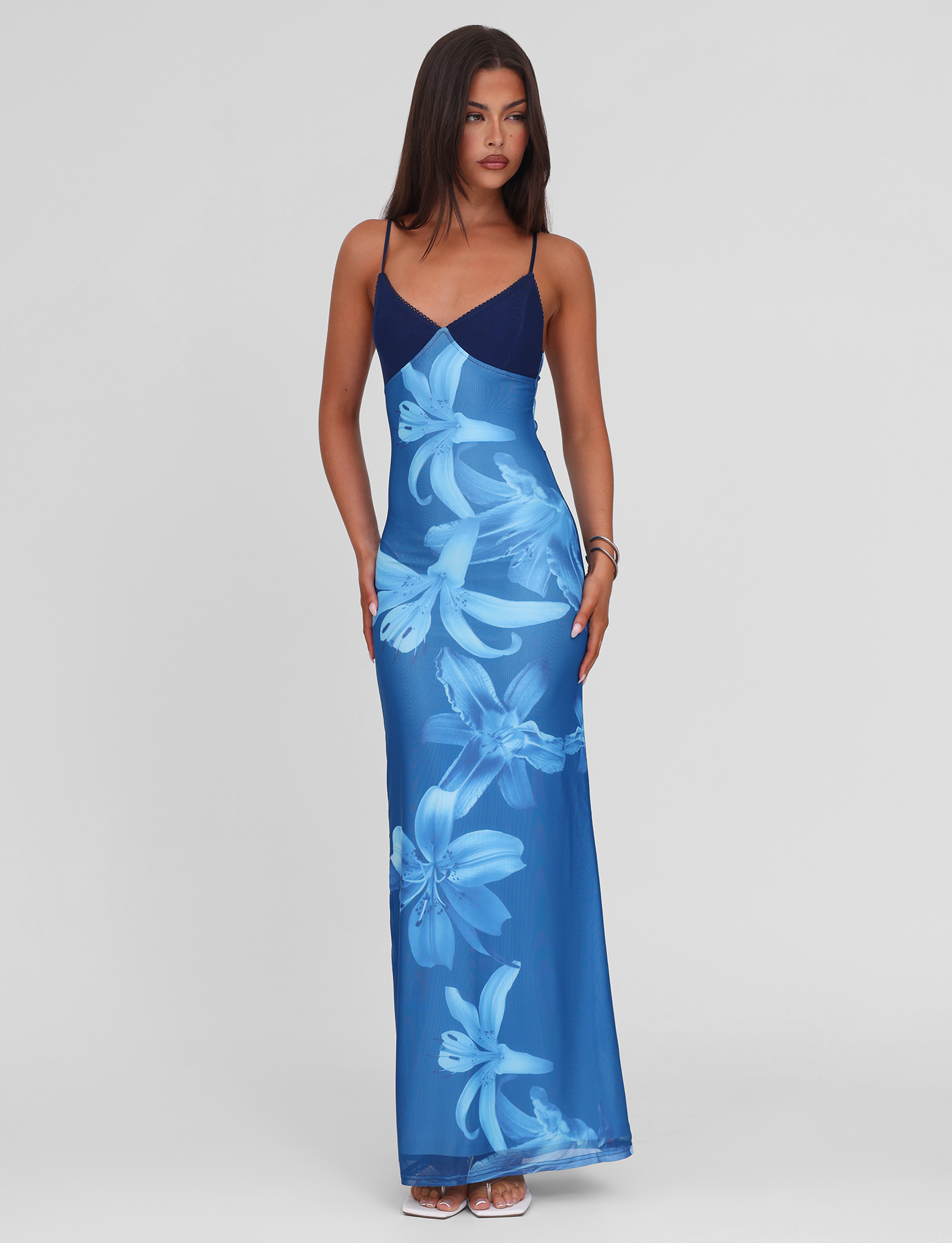 BLAUES ORCHIDEENKLEID