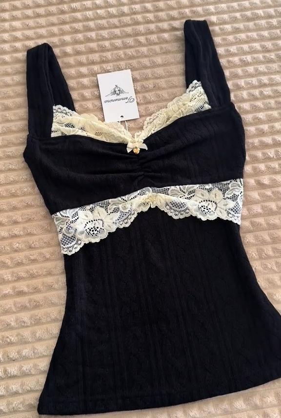 Sarah Spring Top