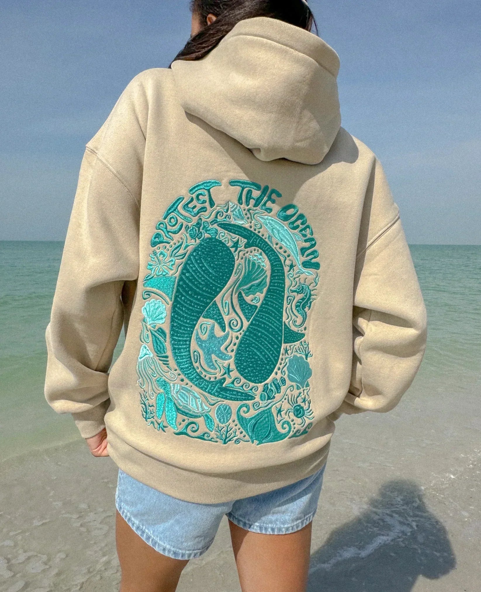 Whispering Tides Kapuzenpullover